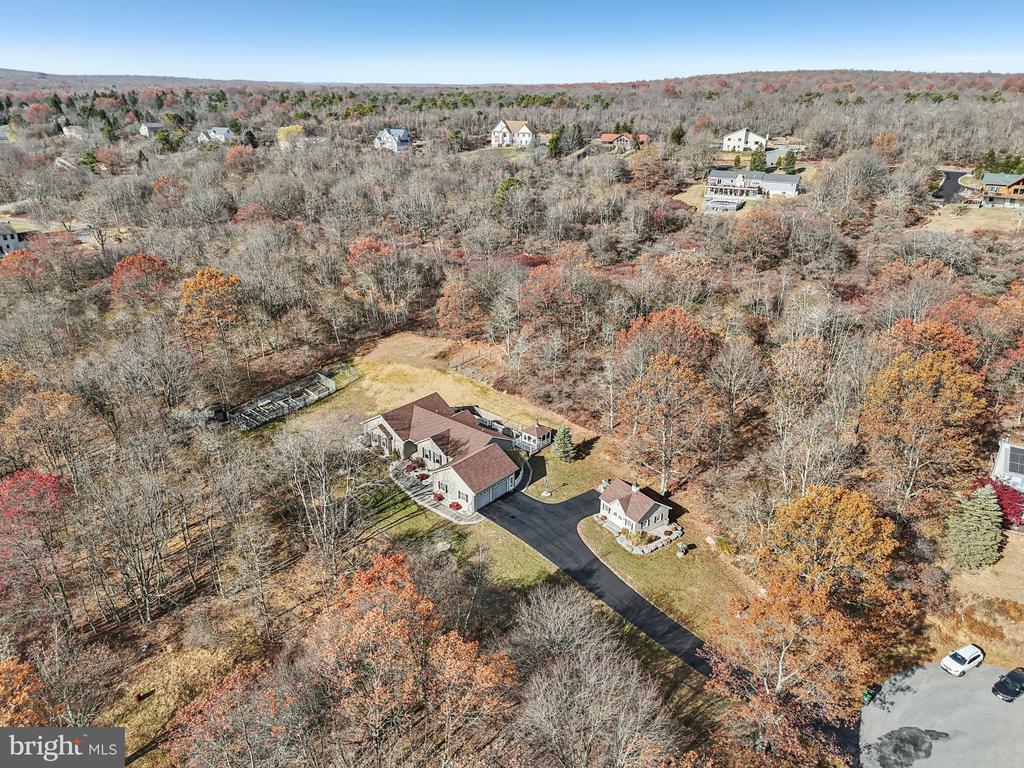 19 FARMER COURT