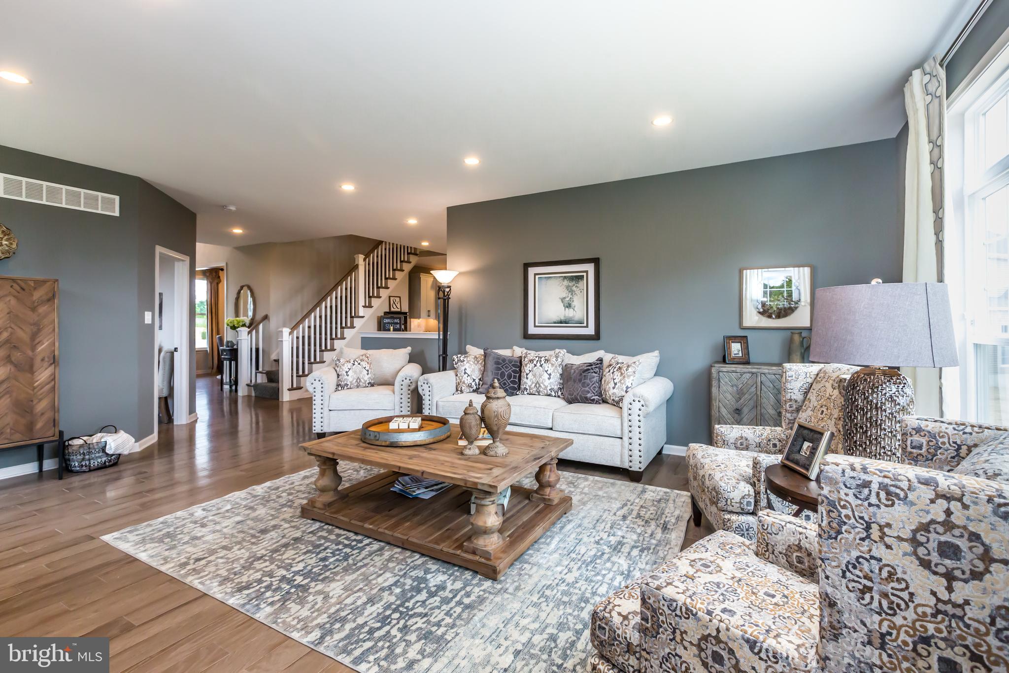 182 Petrelia Dr