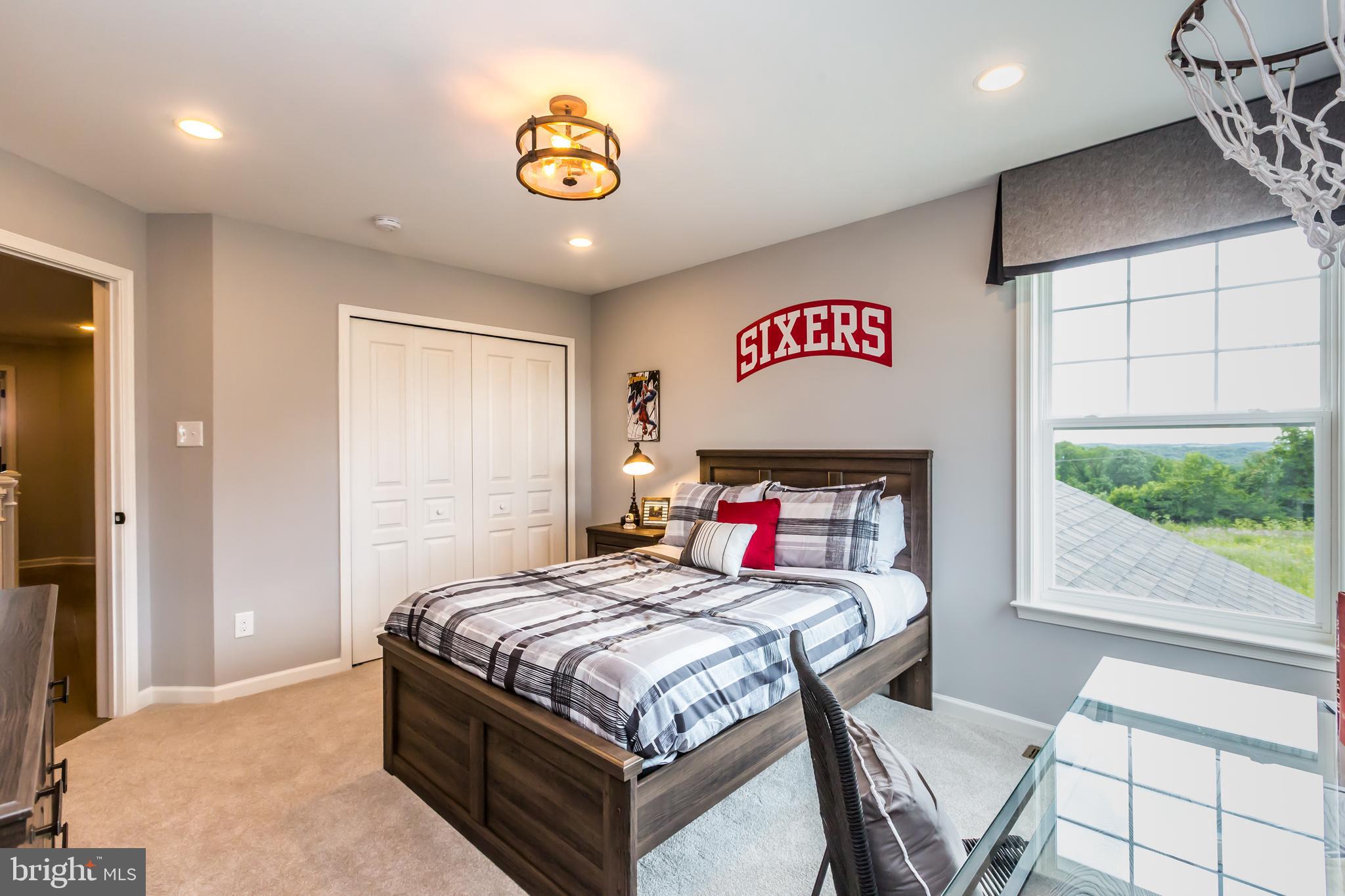 182 Petrelia Dr