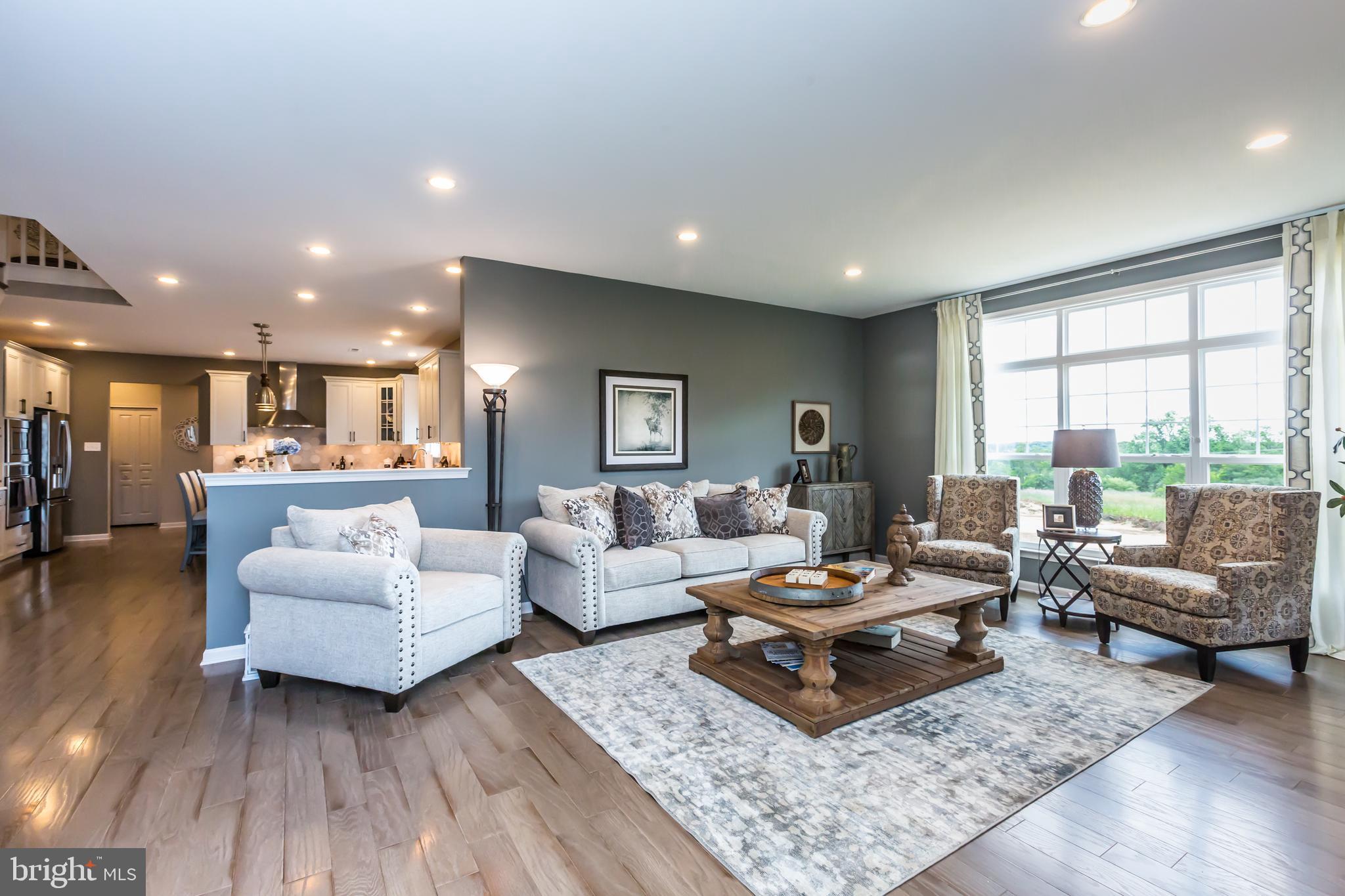 182 Petrelia Dr