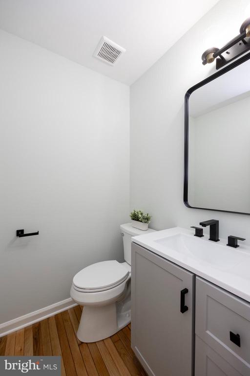 6 Lafitte Ct