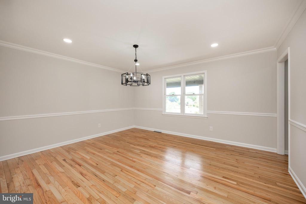 6 Lafitte Ct