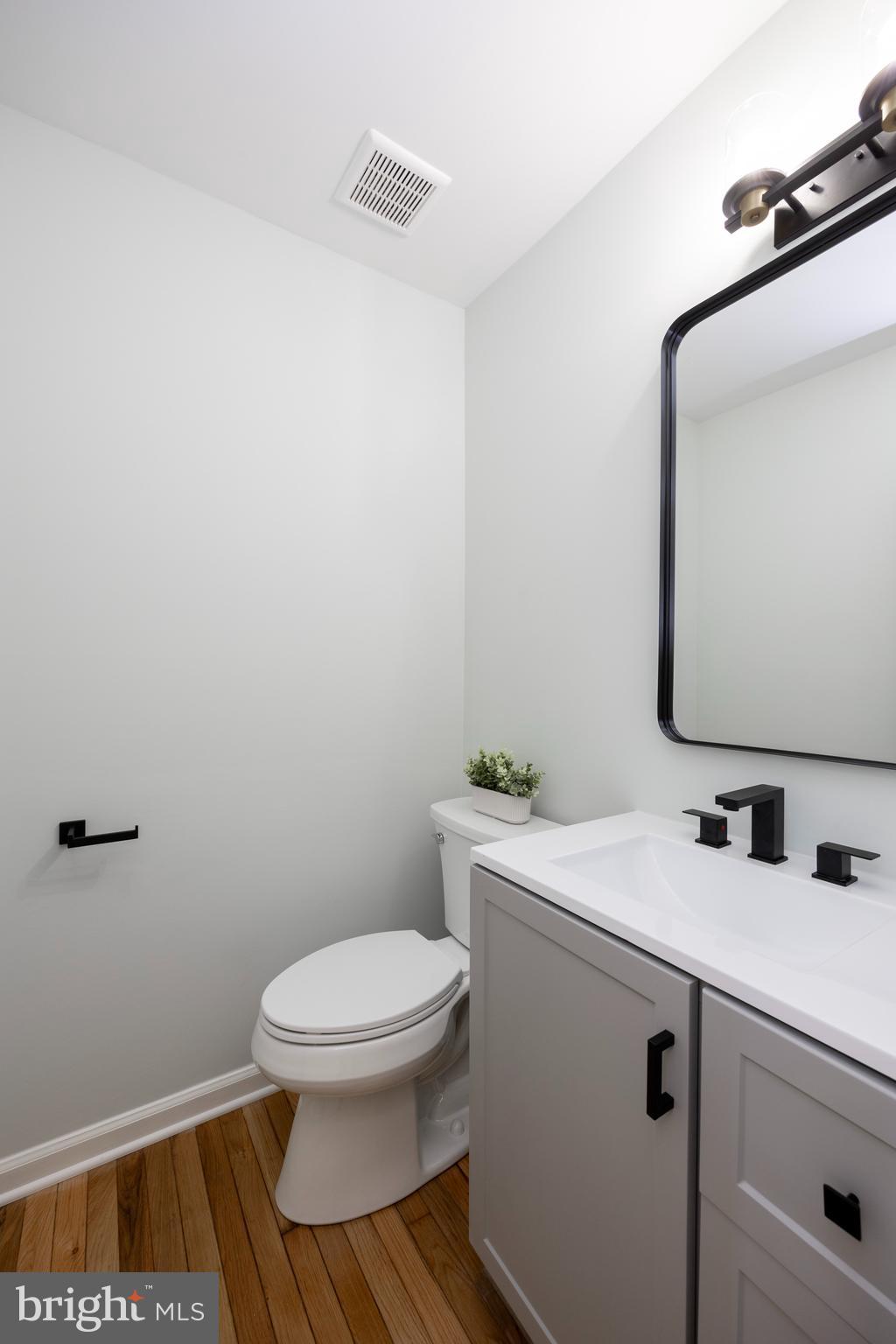 6 Lafitte Ct