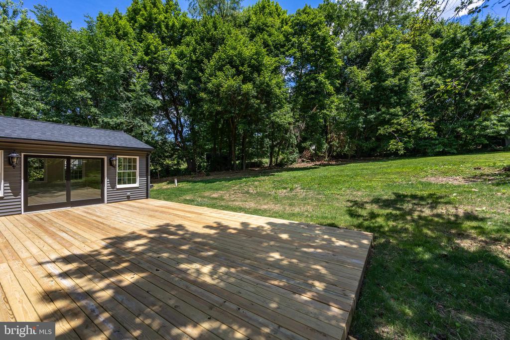 6 Lafitte Ct