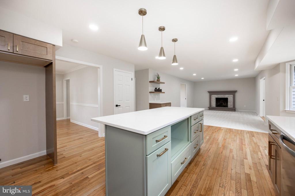 6 Lafitte Ct