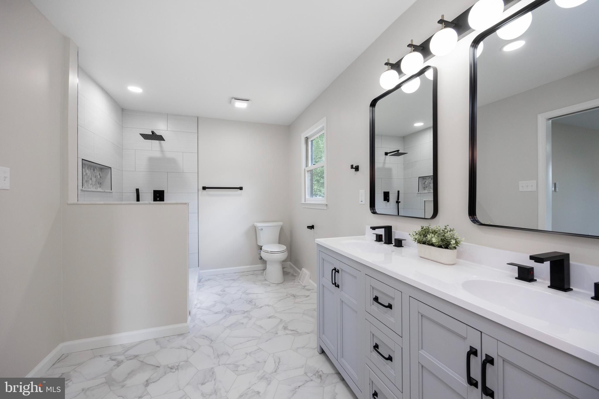6 Lafitte Ct