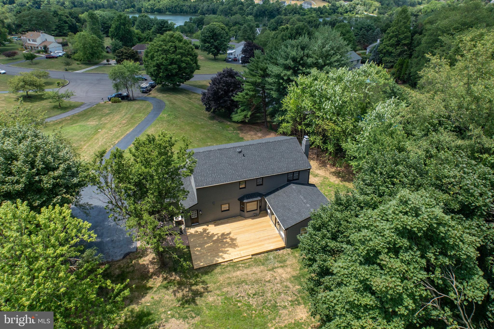 6 Lafitte Ct