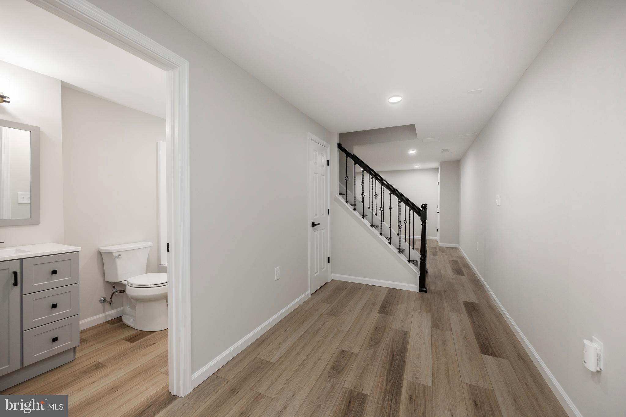 6 Lafitte Ct