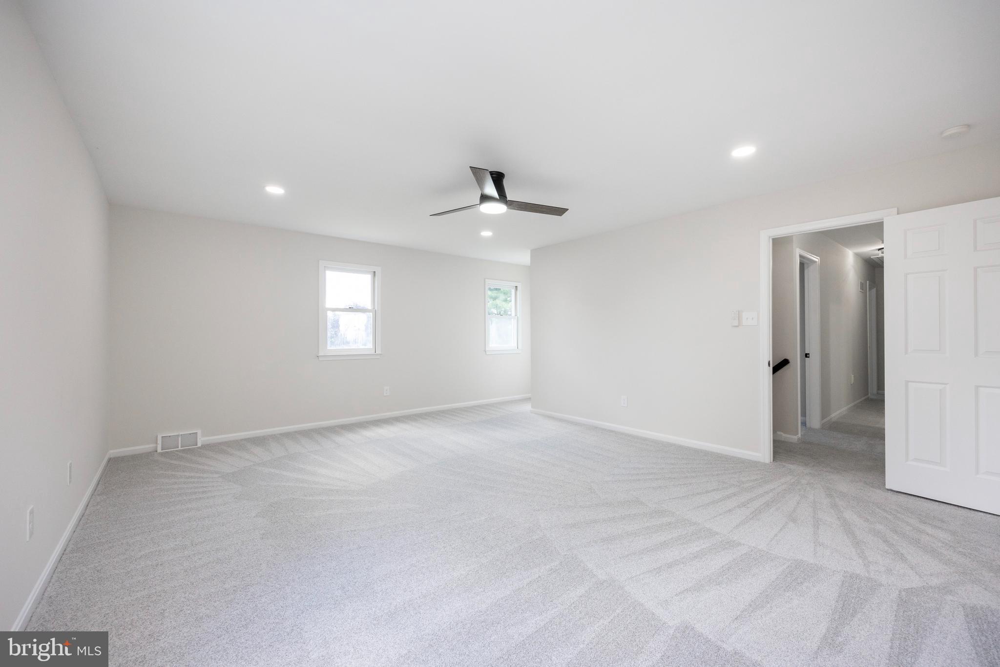 6 Lafitte Ct