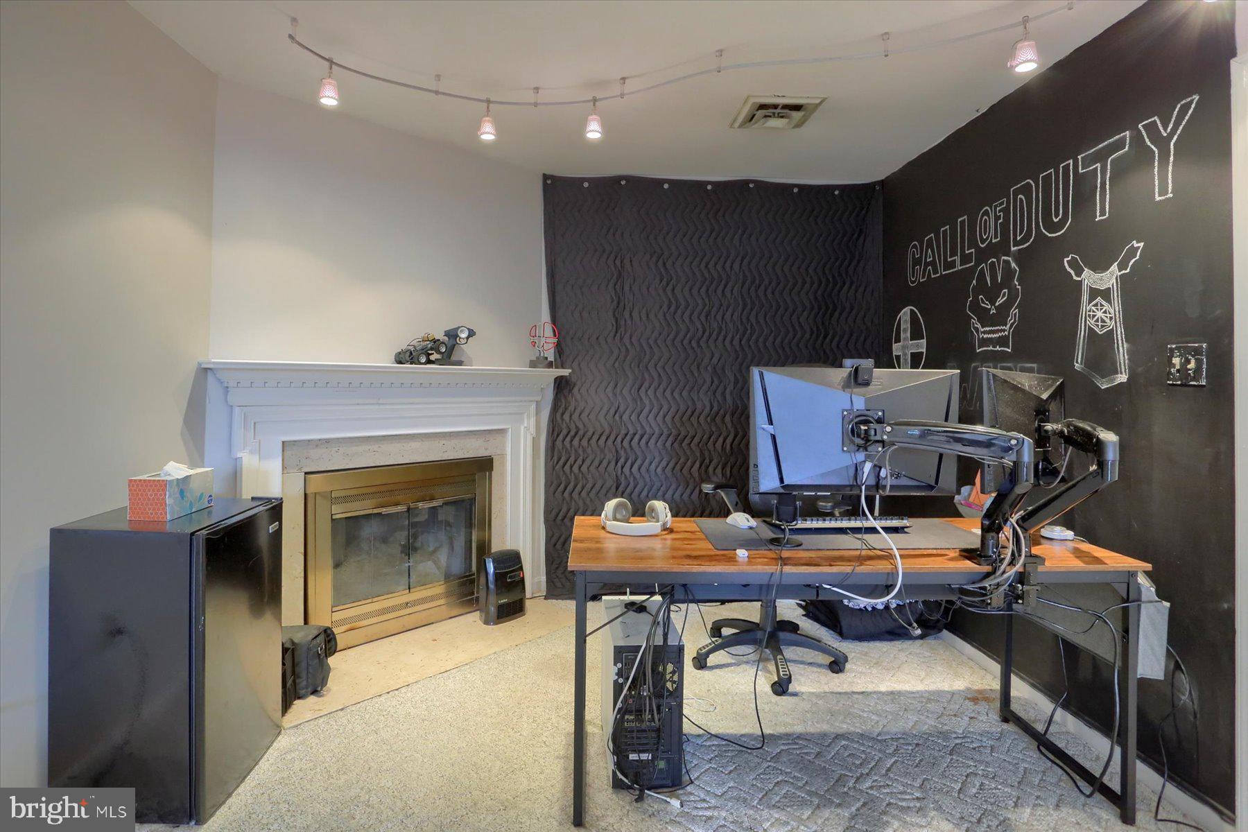 6207 Spring Knoll Dr