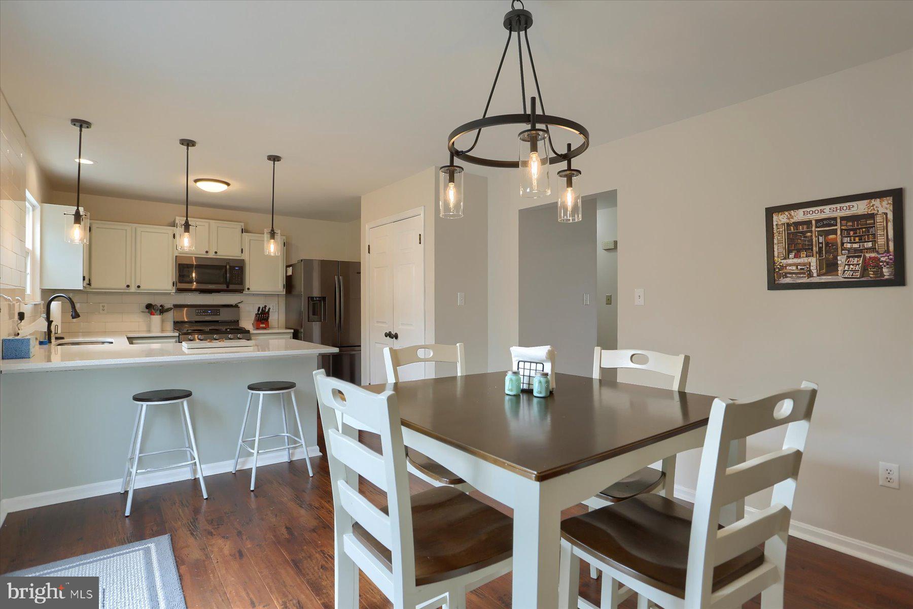 6207 Spring Knoll Dr