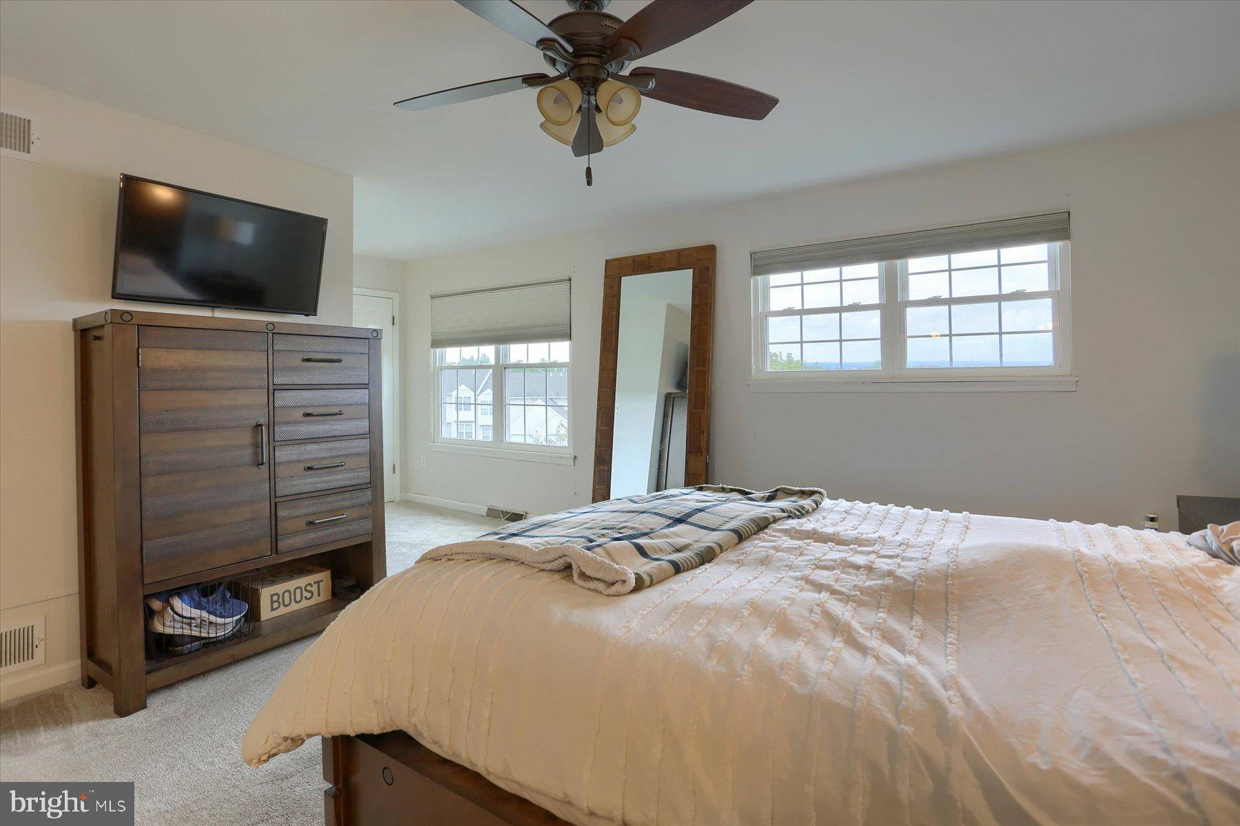 6207 Spring Knoll Dr