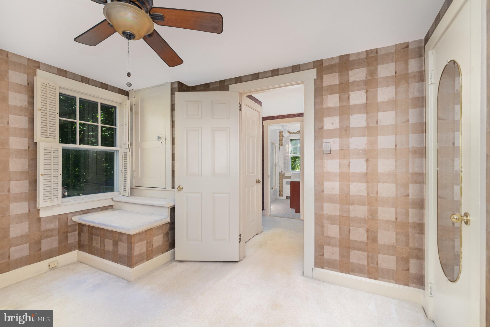 4315 Crooked Hill Rd