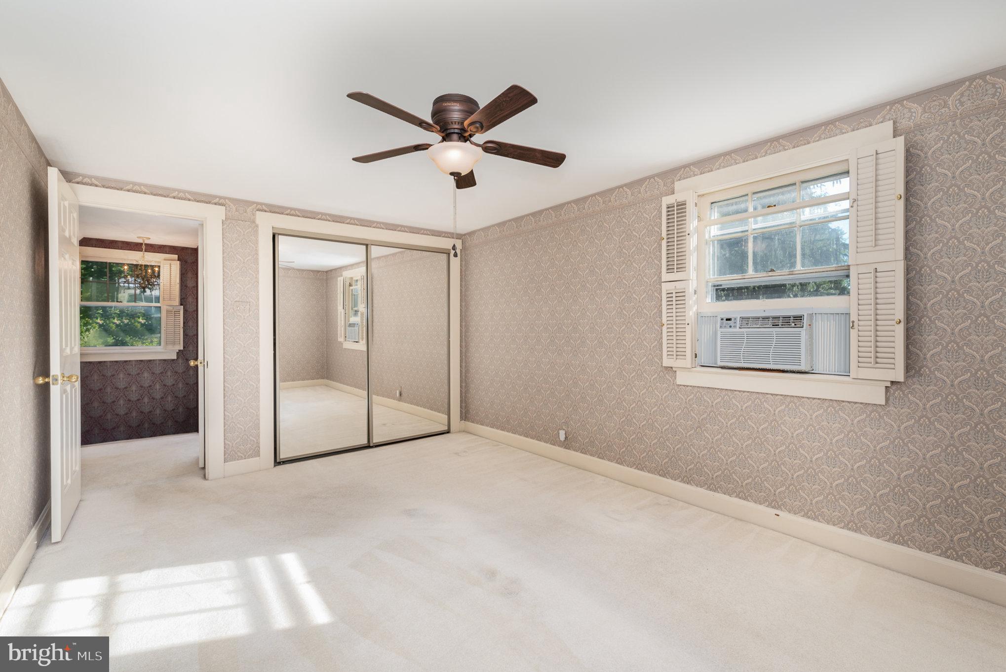 4315 Crooked Hill Rd