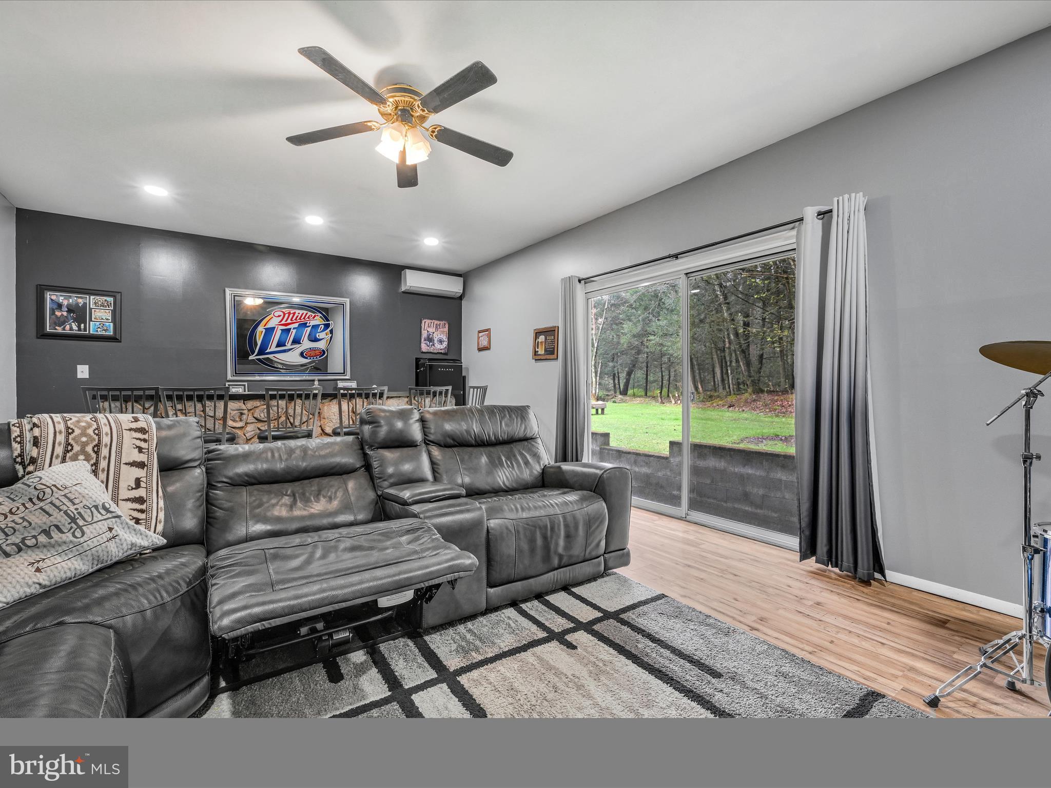 9079 Clarks Valley Rd