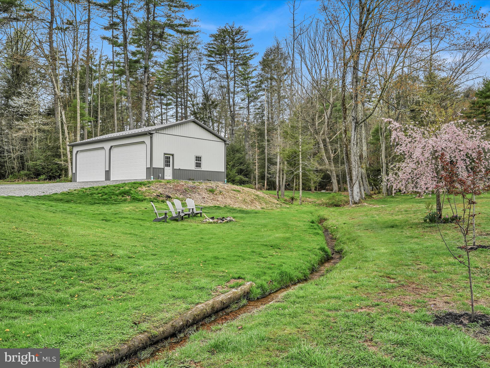 9079 Clarks Valley Rd