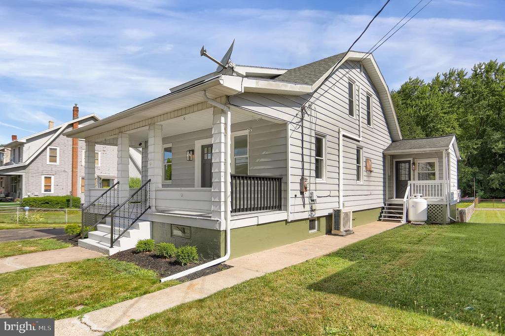 247 North St