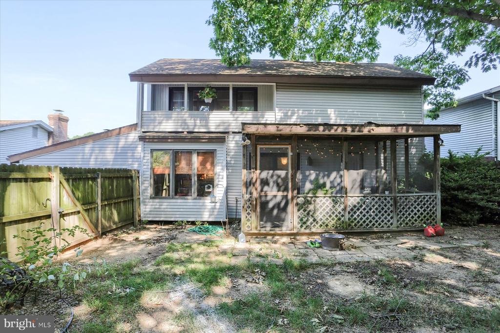 8 Roller Dr