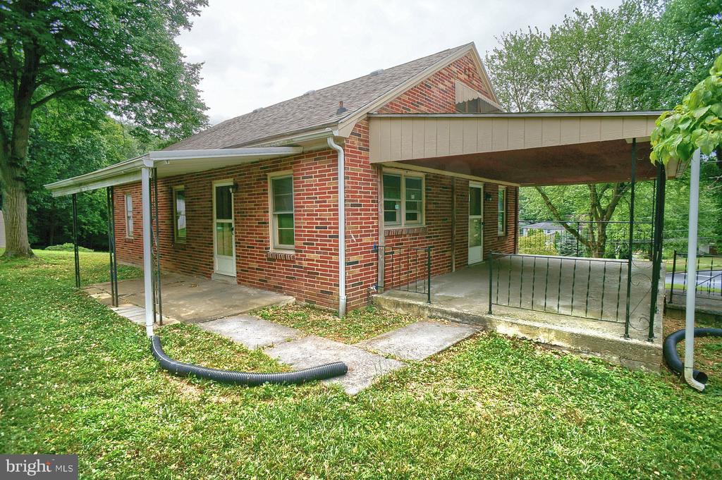 650 Garden Dr