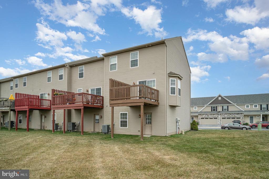6120 Terry Davis Ct