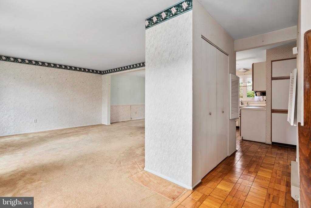 4830 Sweetbrier Ter