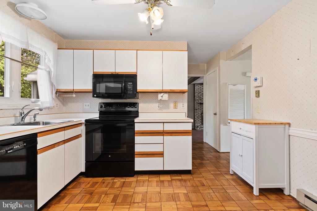 4830 Sweetbrier Ter