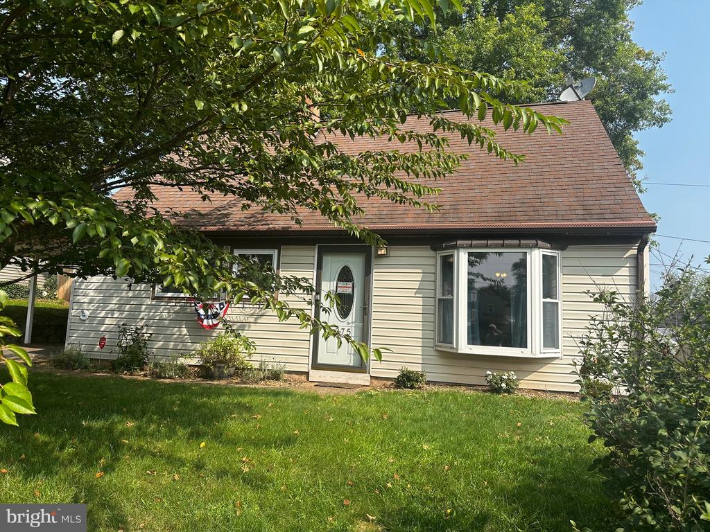375 Plane St