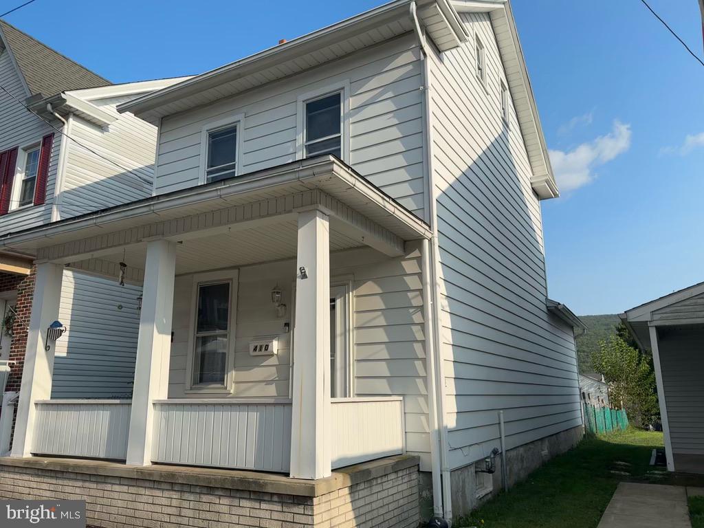 410 Elizabeth St