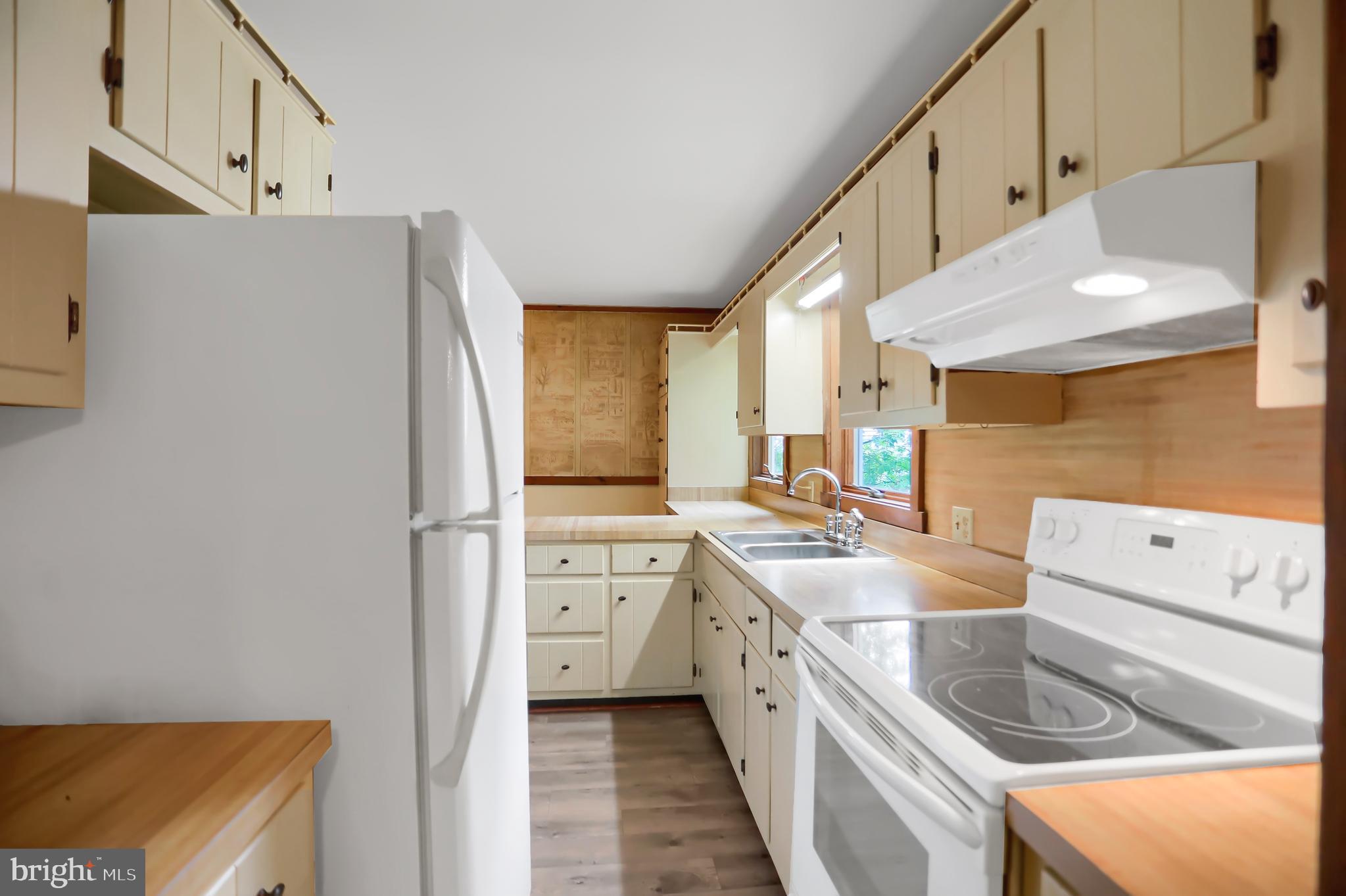 355 Dividing Ridge Rd