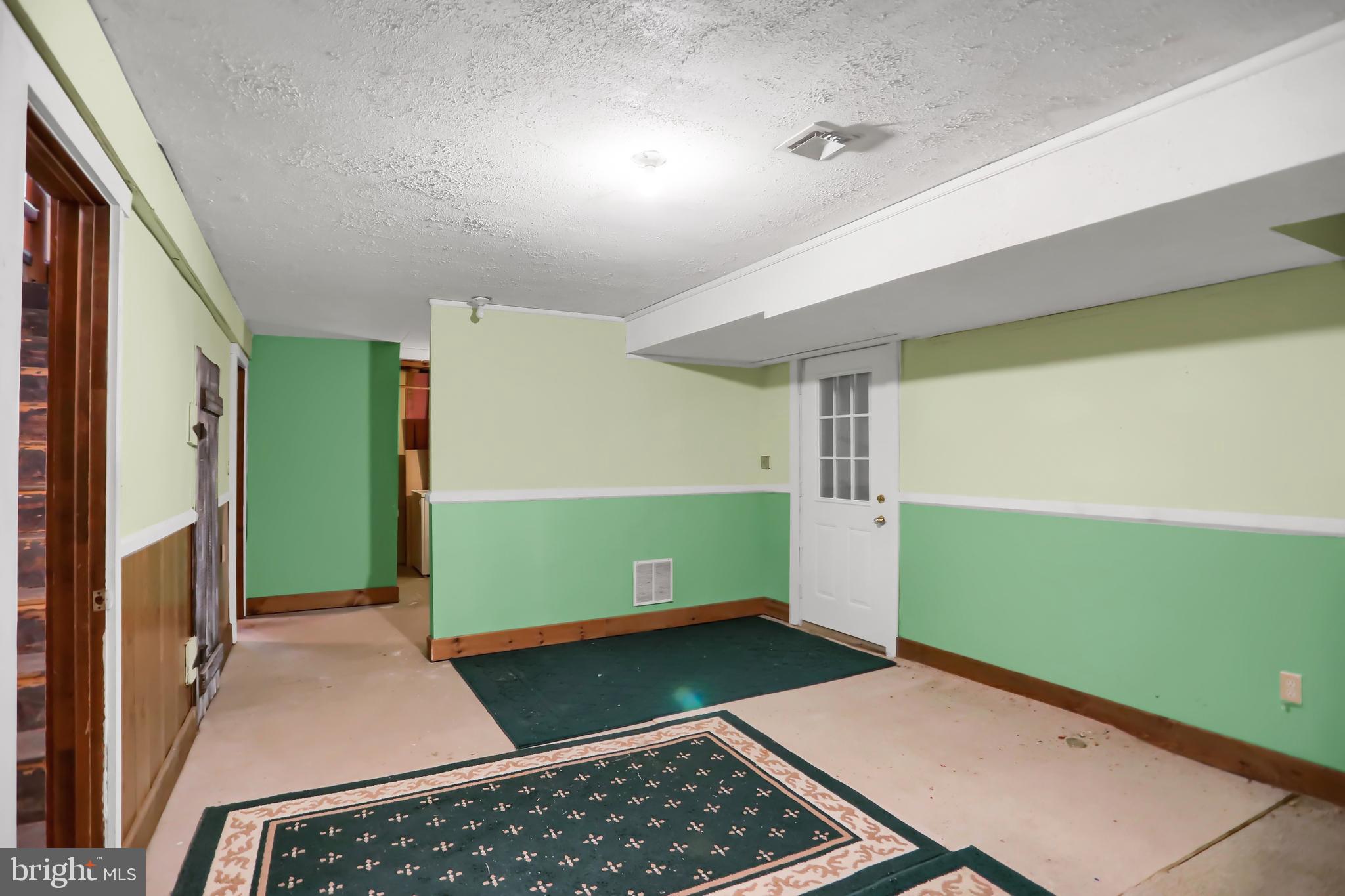 355 Dividing Ridge Rd