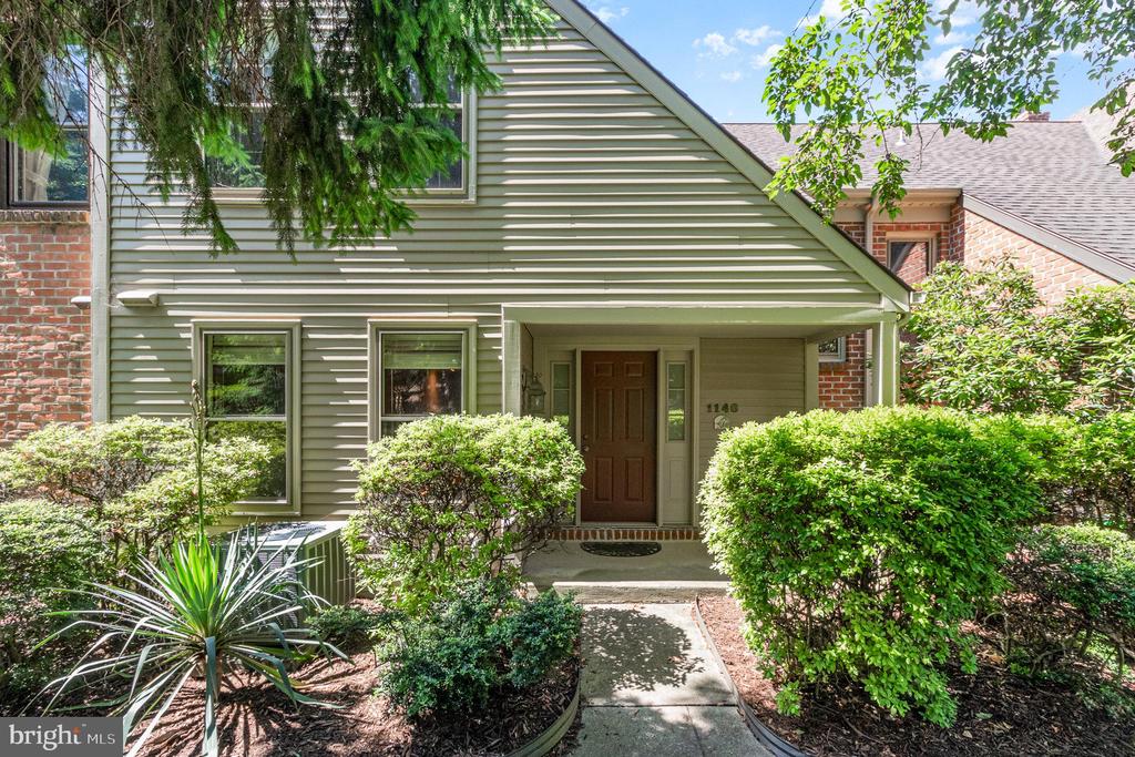 1148 Galway Ct