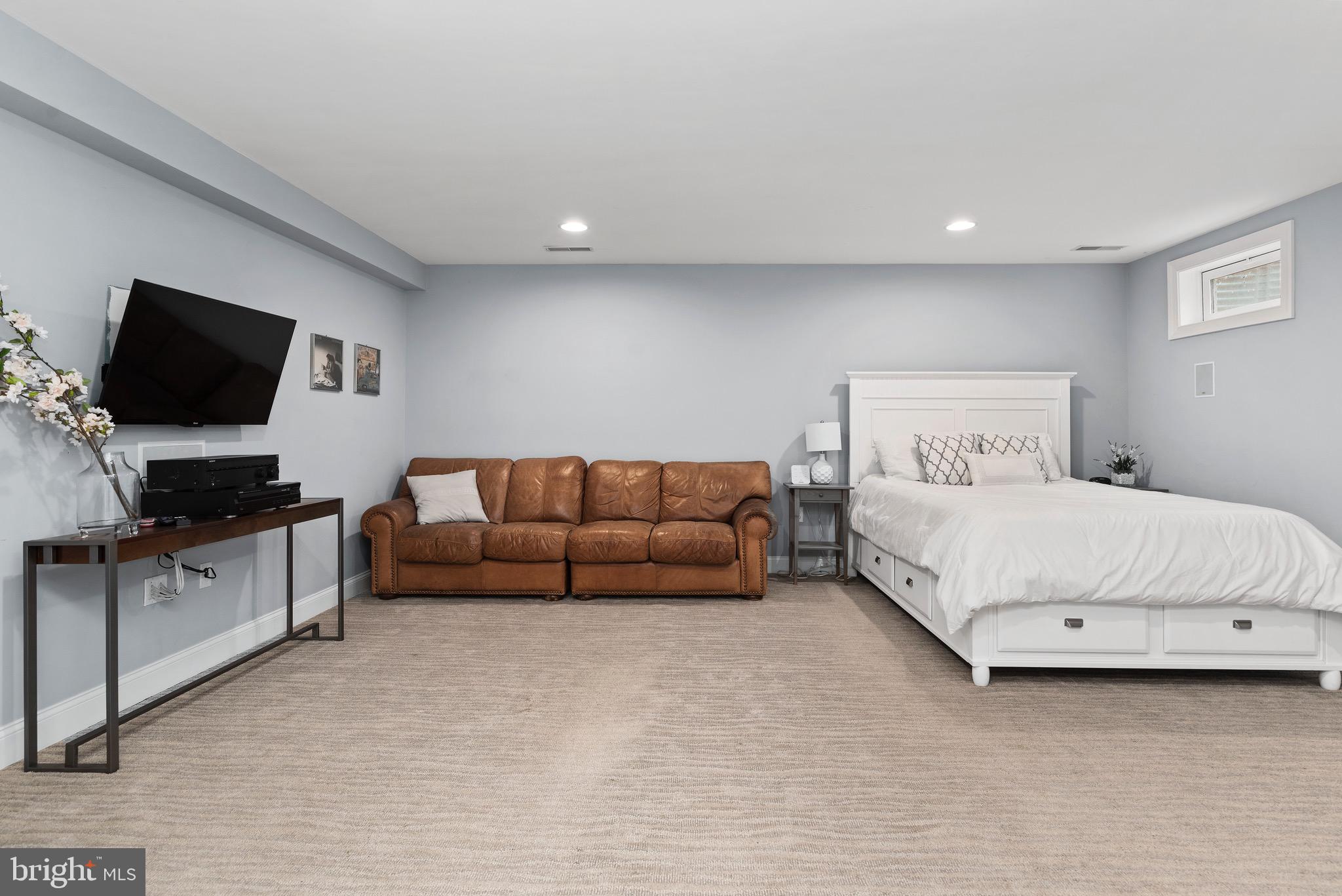 2749 Westhampton Ter