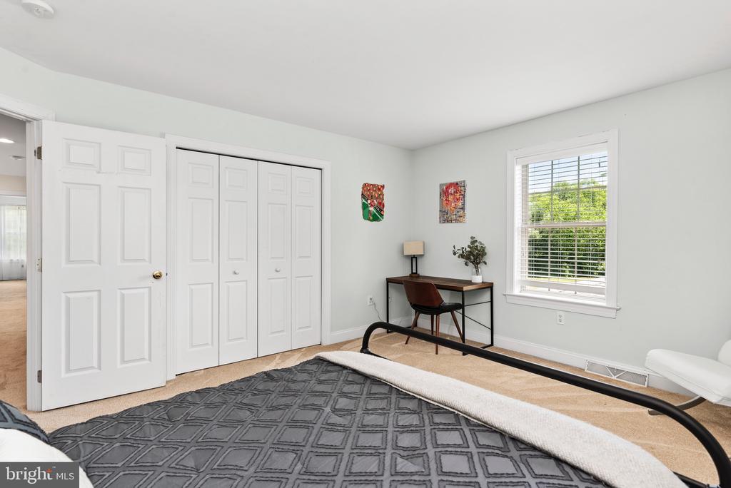 2749 Westhampton Ter