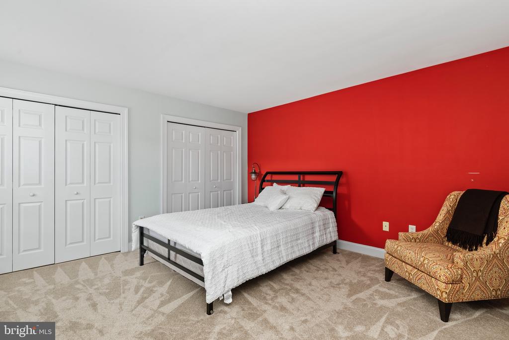 2749 Westhampton Ter