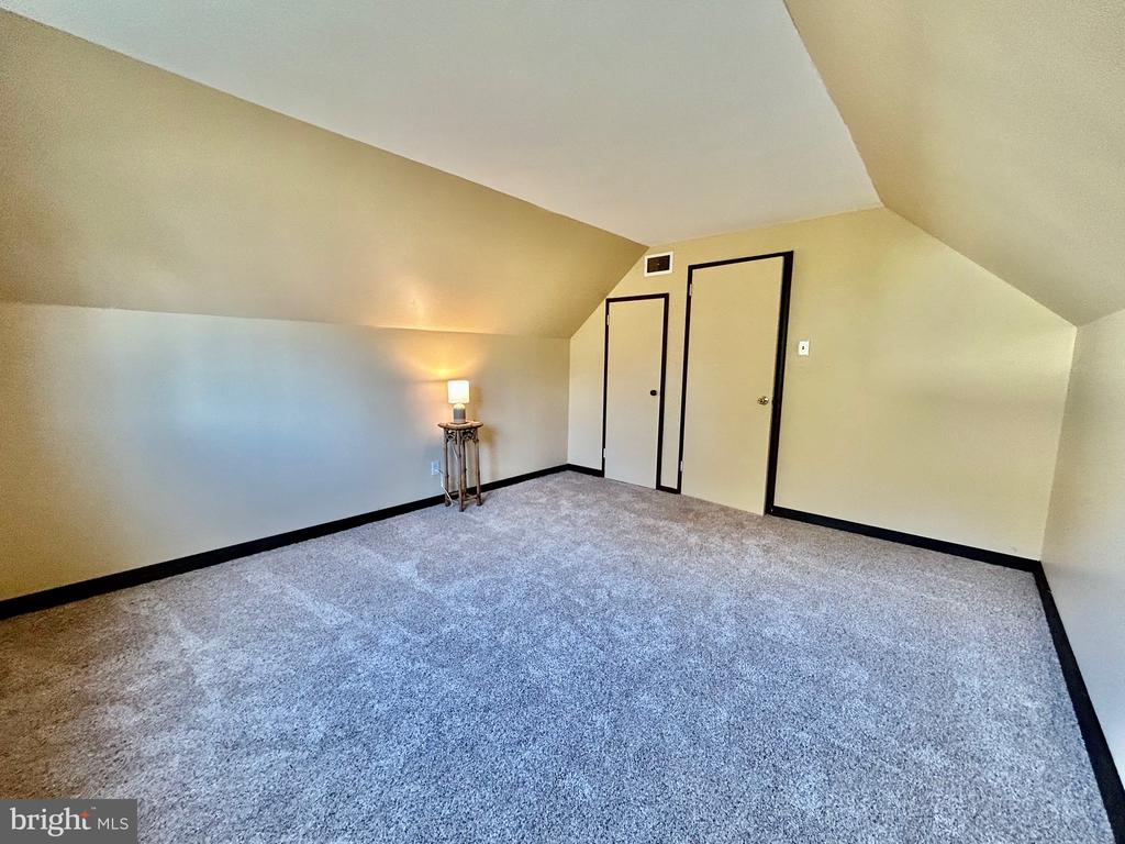 128 Juniper St