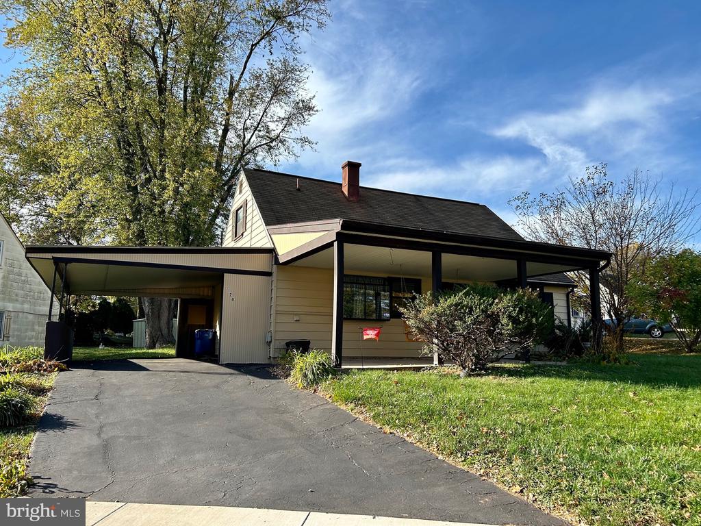 128 Juniper St