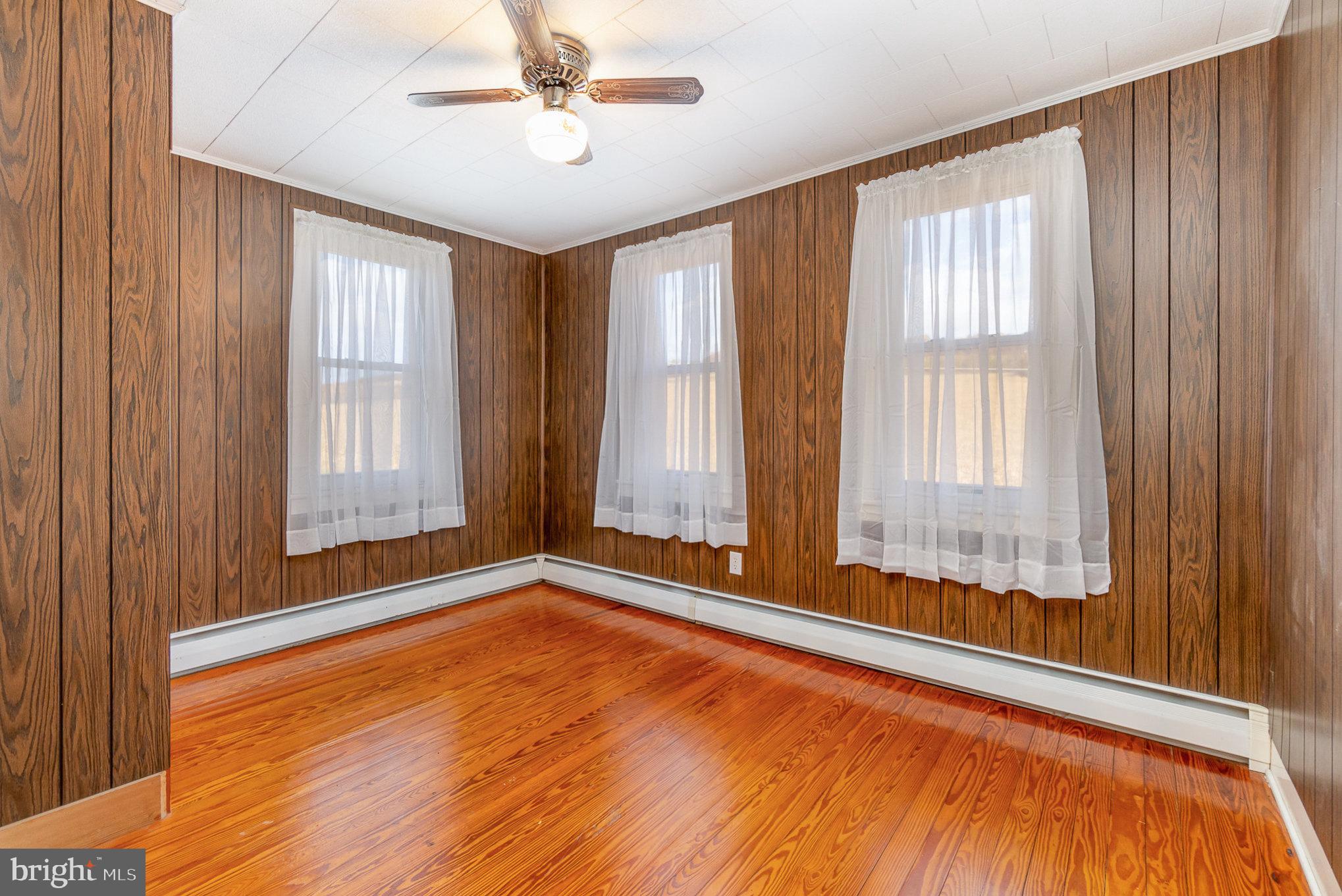 1599 Powells Valley Rd