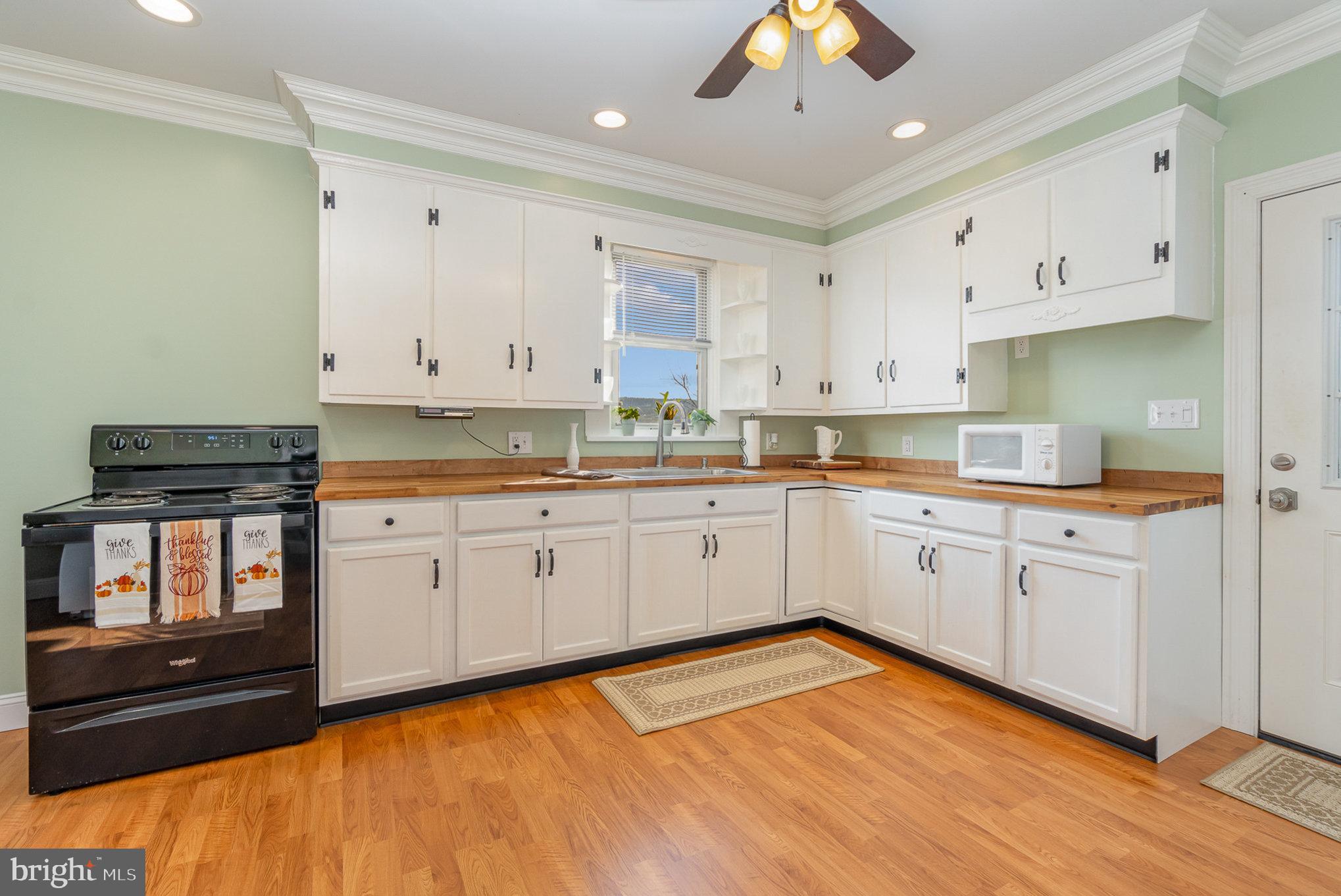 1599 Powells Valley Rd