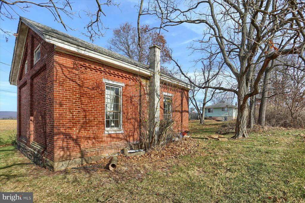 711 Rutter Rd