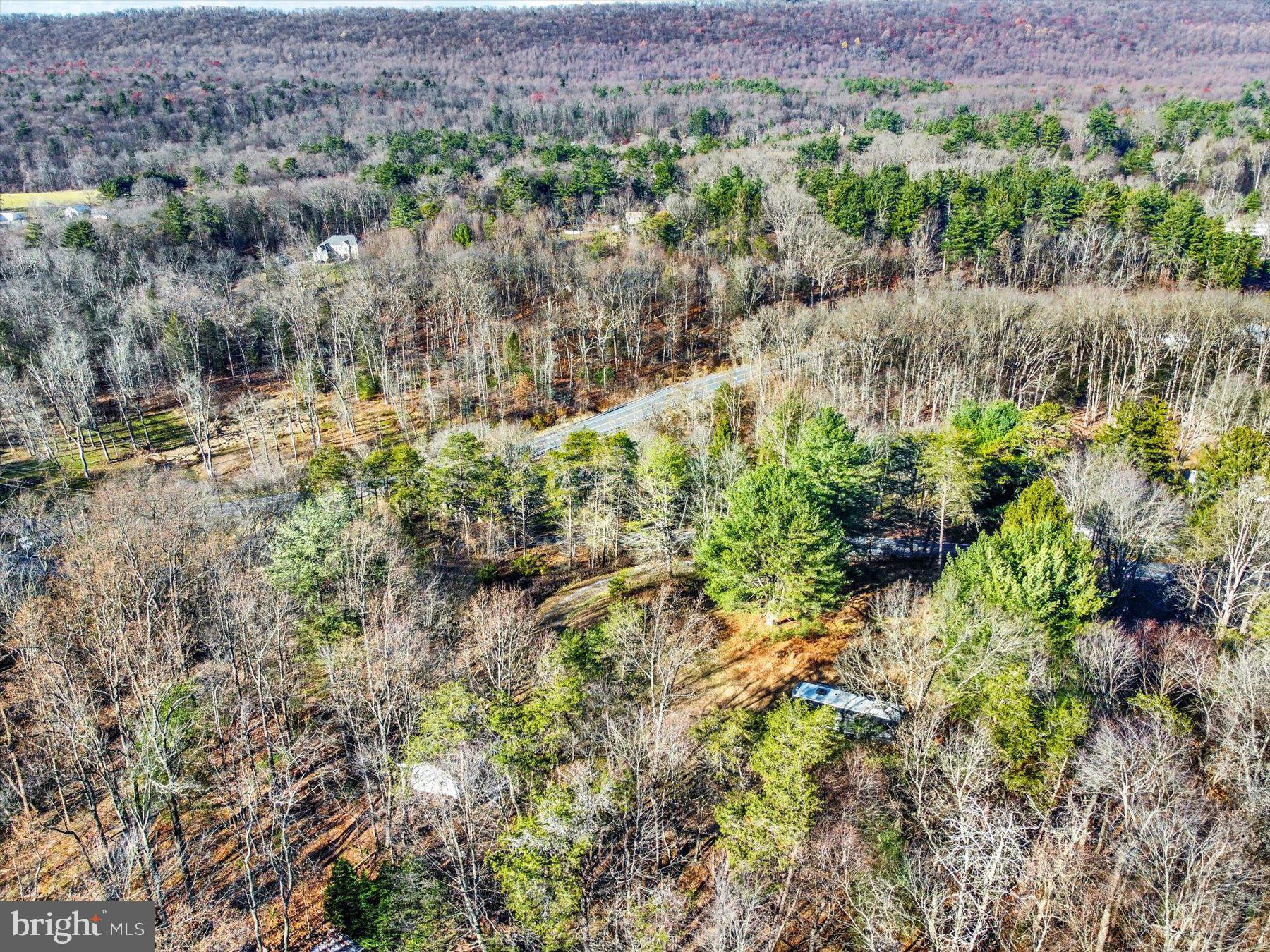 6961 Sleepy Hollow Rd