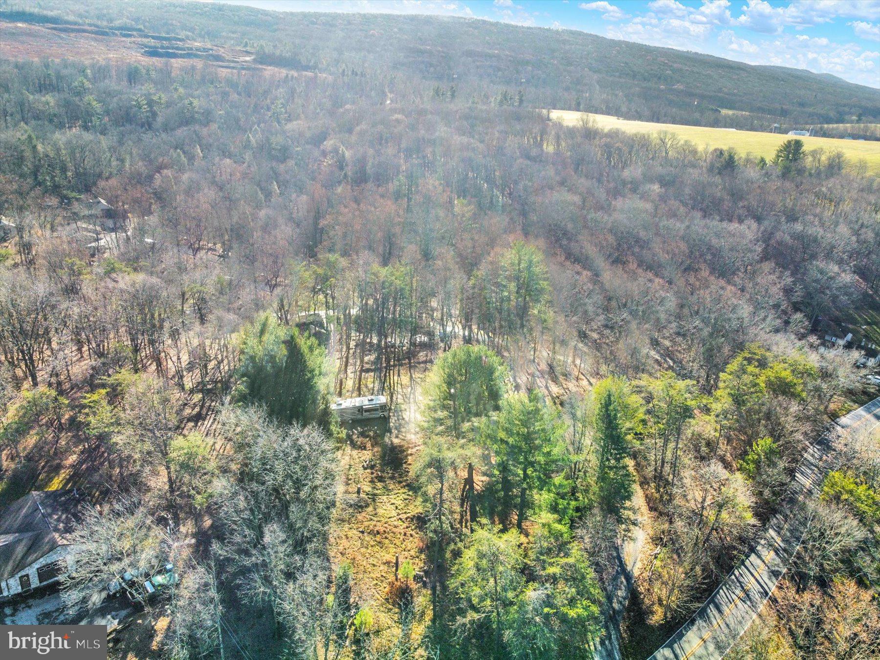 6961 Sleepy Hollow Rd