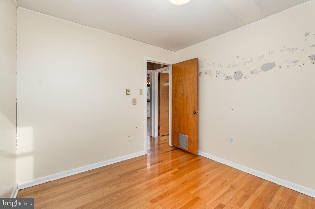 4033 Route 209