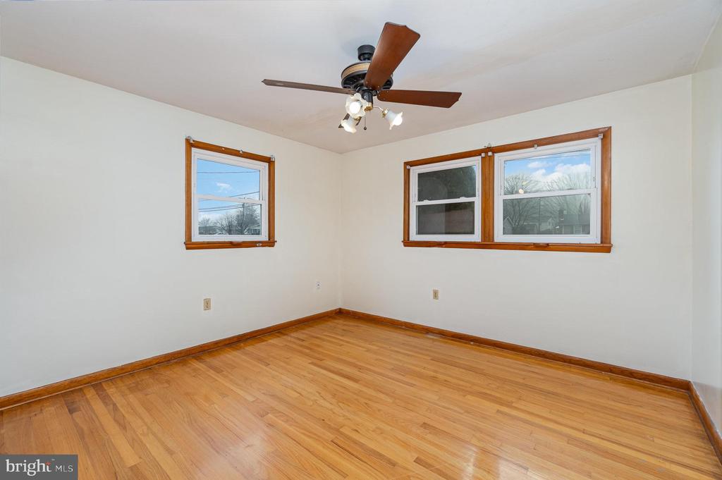 4033 Route 209
