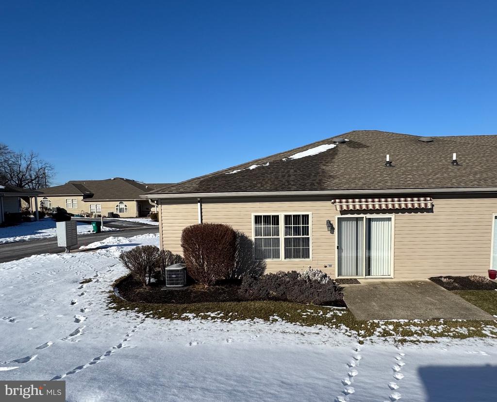 145 Leonard Ln