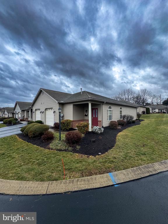 145 Leonard Ln