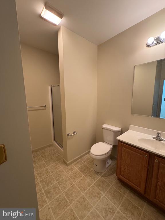 145 Leonard Ln