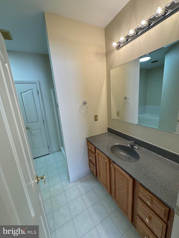 145 Leonard Ln