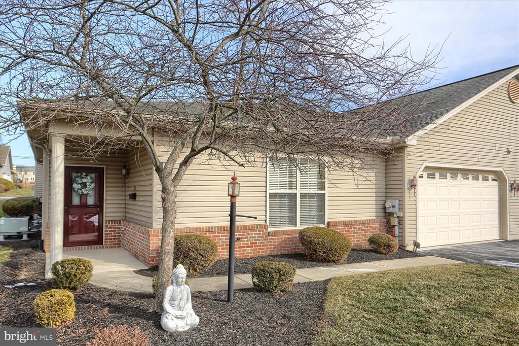 170 Meadowview Dr