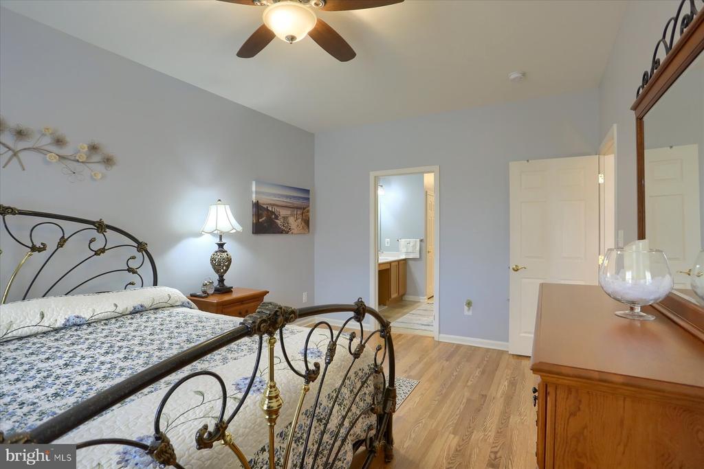 170 Meadowview Dr