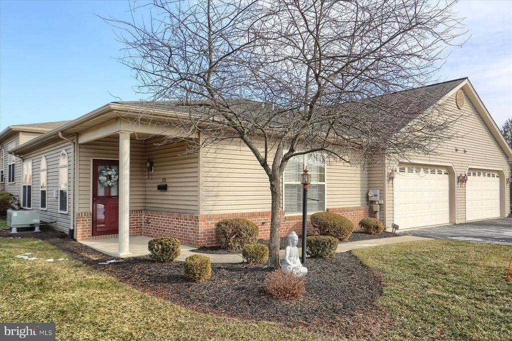 170 Meadowview Dr